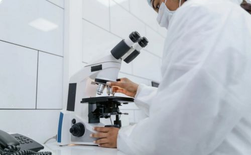 У низці областей України зафіксовано різке зростання випадків COVID-19